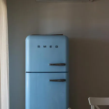 Greek Justine View *