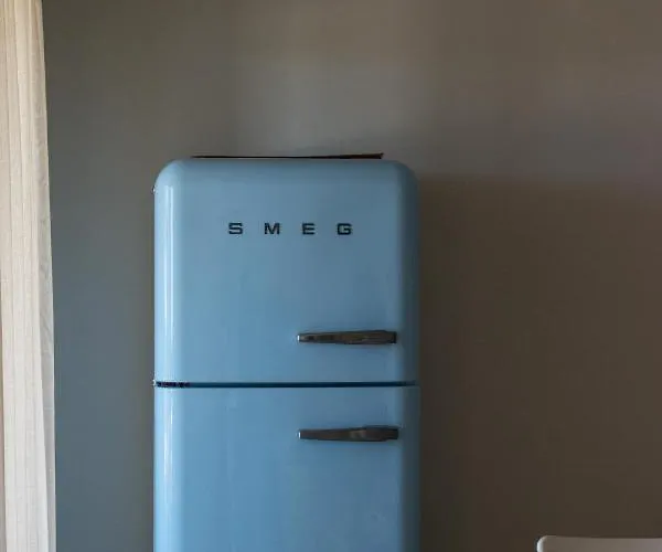 Greek Justine View *